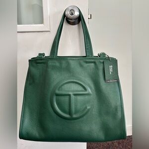 ⭐️CUSTOMIZED Telfar Leather Medium Carry Bag - Forest⭐️